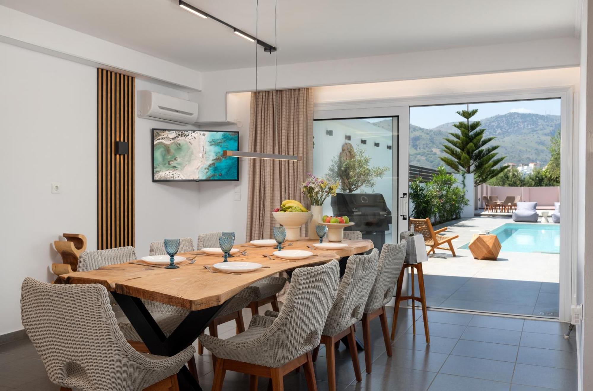 Hypnosis Beachside Villa With Private Heated Pool Georgioupoli Exteriér fotografie