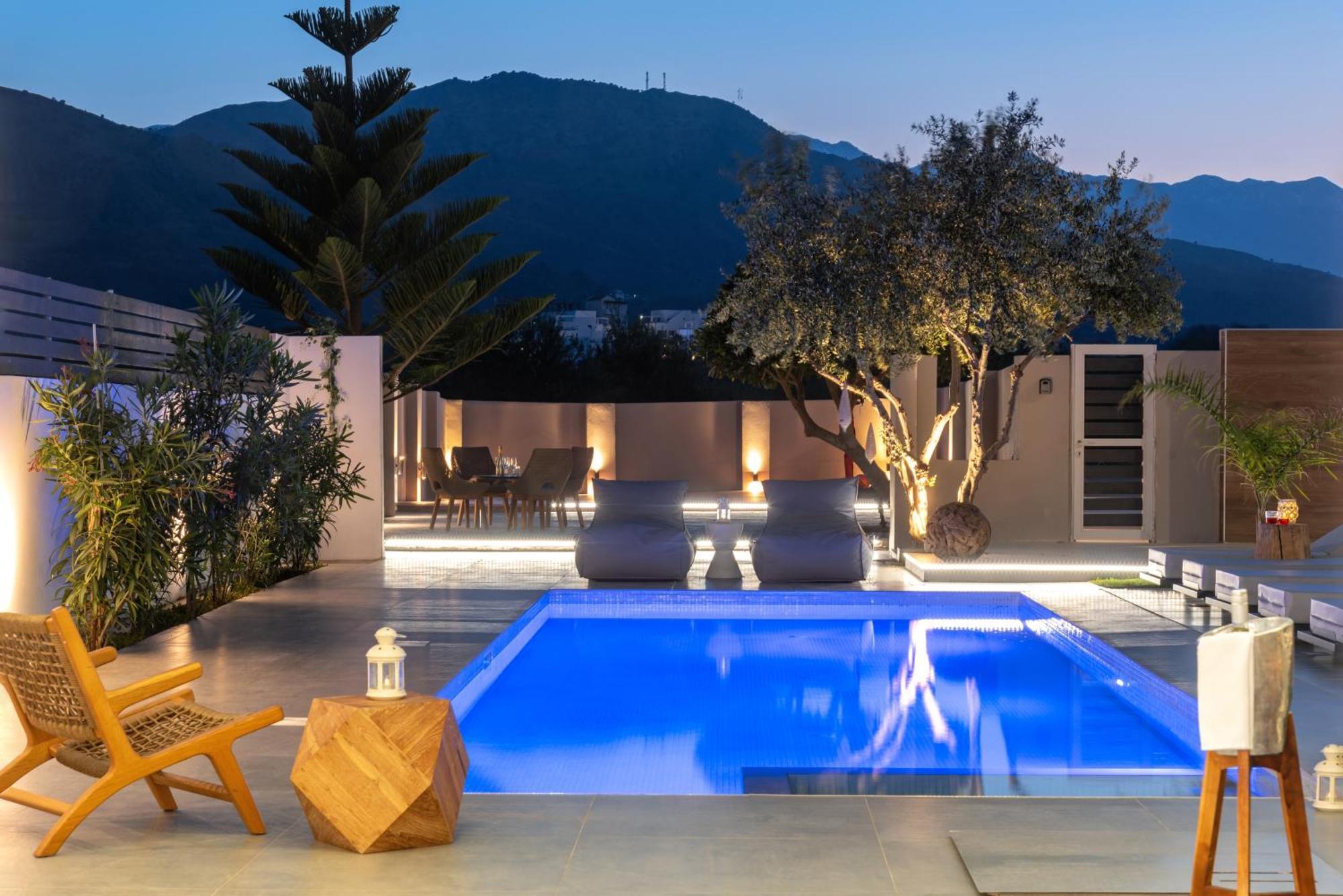 Hypnosis Beachside Villa With Private Heated Pool Georgioupoli Exteriér fotografie